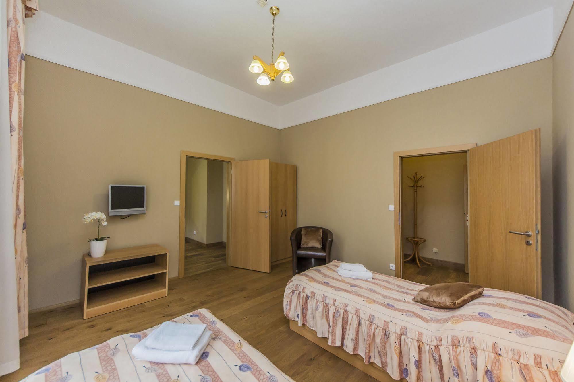 Aparthotel Lublanka Prag Eksteriør billede